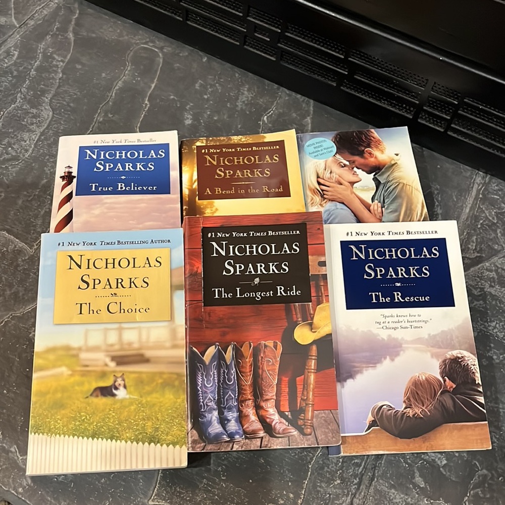 6 Nicholas Sparks Books